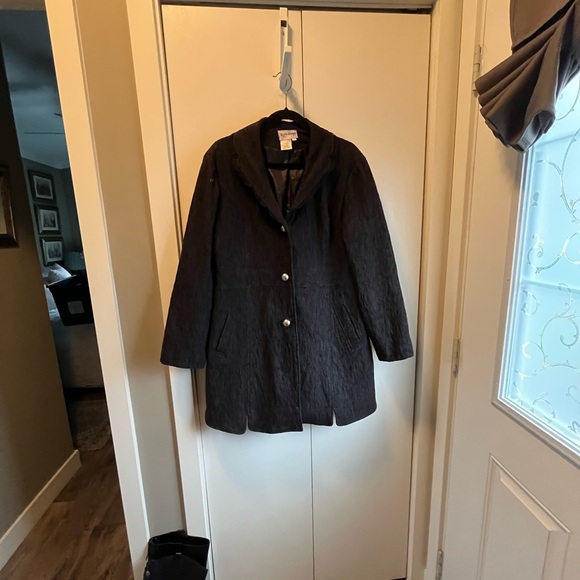 Raindrops Black Jacket Size L - Picture 4 of 12